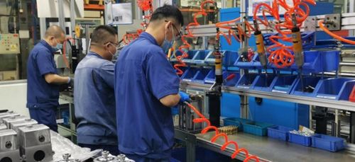 長(zhǎng)春一東 以自主創(chuàng)新驅(qū)動(dòng)發(fā)展，數(shù)碼產(chǎn)品研發(fā)與銷售開辟新增長(zhǎng)極