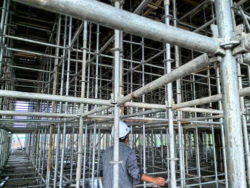 石家莊經(jīng)開區(qū)建設(shè)管理局開展建筑工程安全質(zhì)量幫扶指導(dǎo)專項(xiàng)活動(dòng)