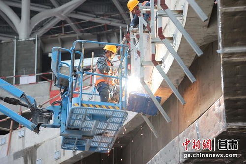 蘭州中川國際機(jī)場三期擴(kuò)建工程 施工不停歇 建工力量 筑 雙節(jié)